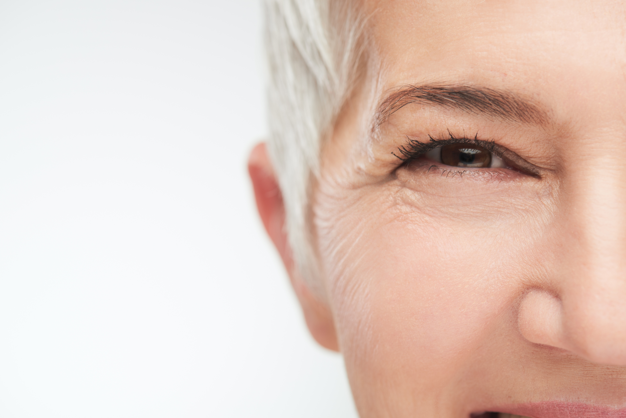 You are currently viewing Don’t Let Your Eyes Betray Your Age! Tips for Keeping Them Healthy